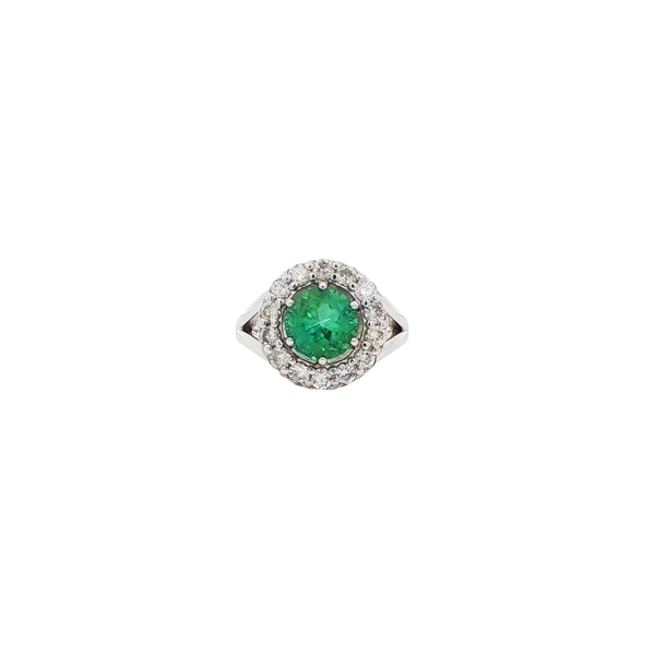18 Carat White Gold Ring