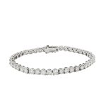 18 Carat White Gold Tennis Bracelet